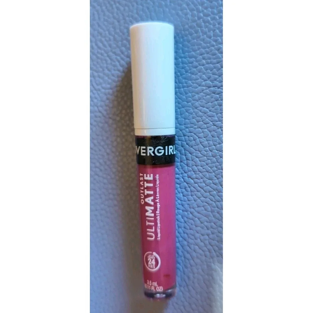 Covergirl Outlast Ultimatte HELLO MERLOT Liquid Lipstick Lip Color #140